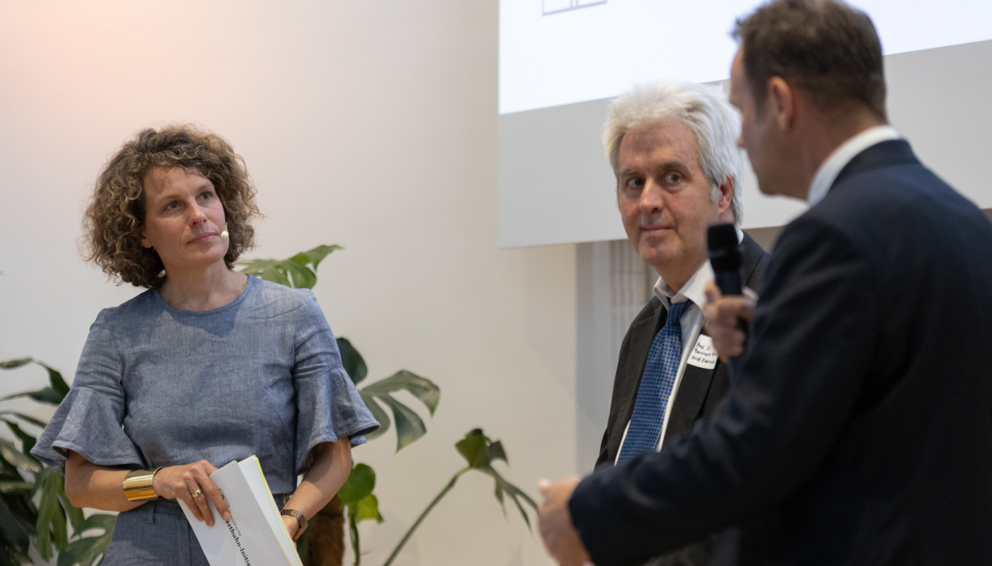 Runder Tisch zur Masthuhn-Initiative